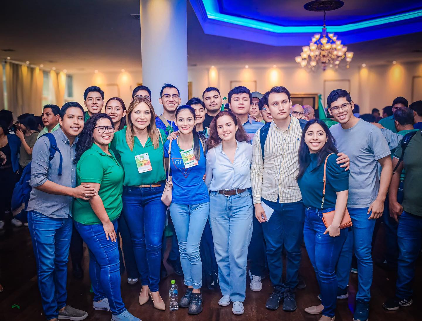 Demócratas Universitarios-1-09-24